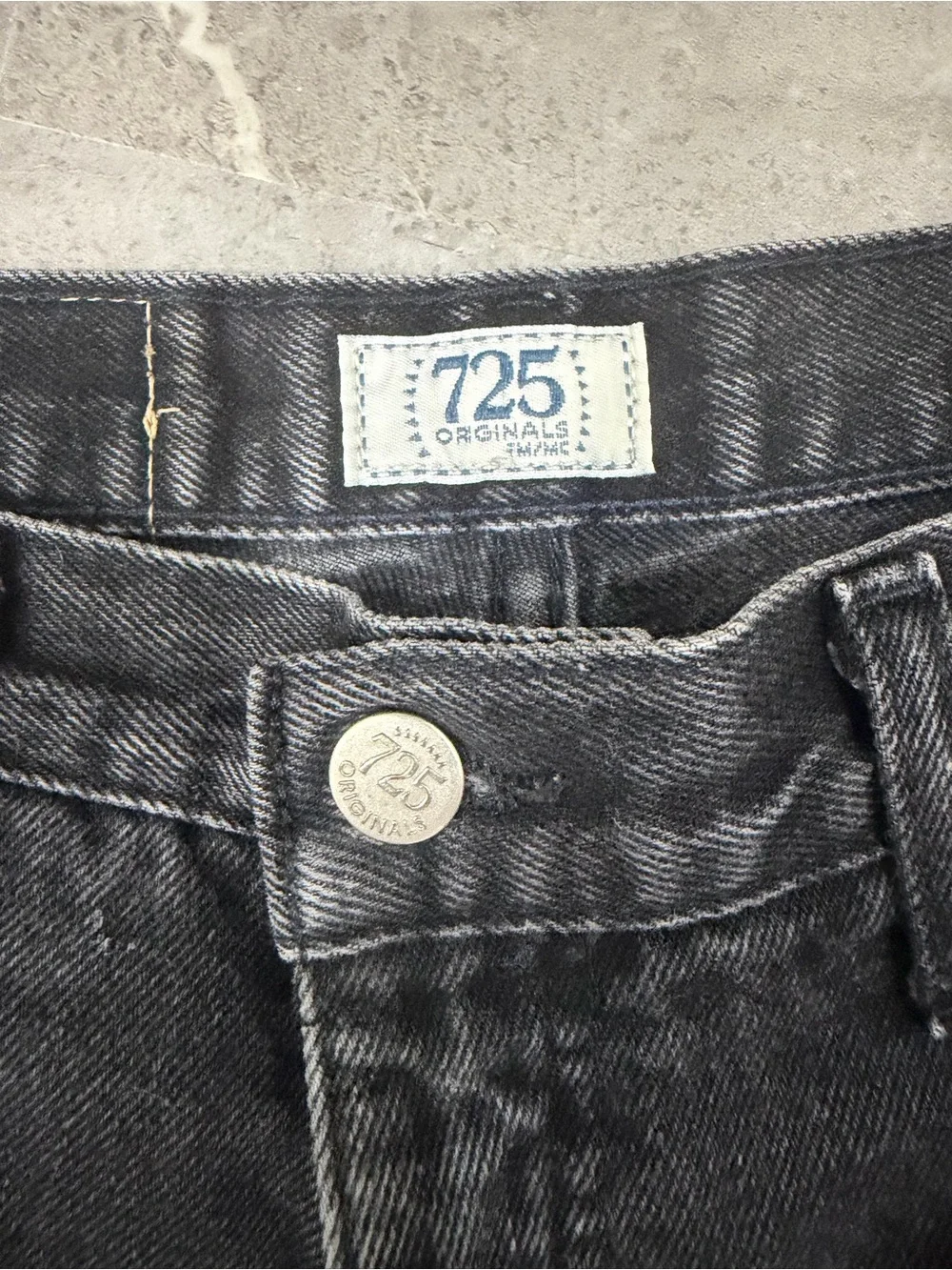 Vintage 725 Faded Black Men's Jeans 34 X 31 Relaxed Fit Made In Canada